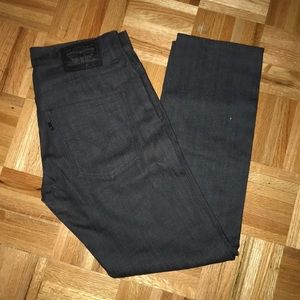 🔥HP 2/9🔥Levis Mens Straight Leg Slim fit Sz 31